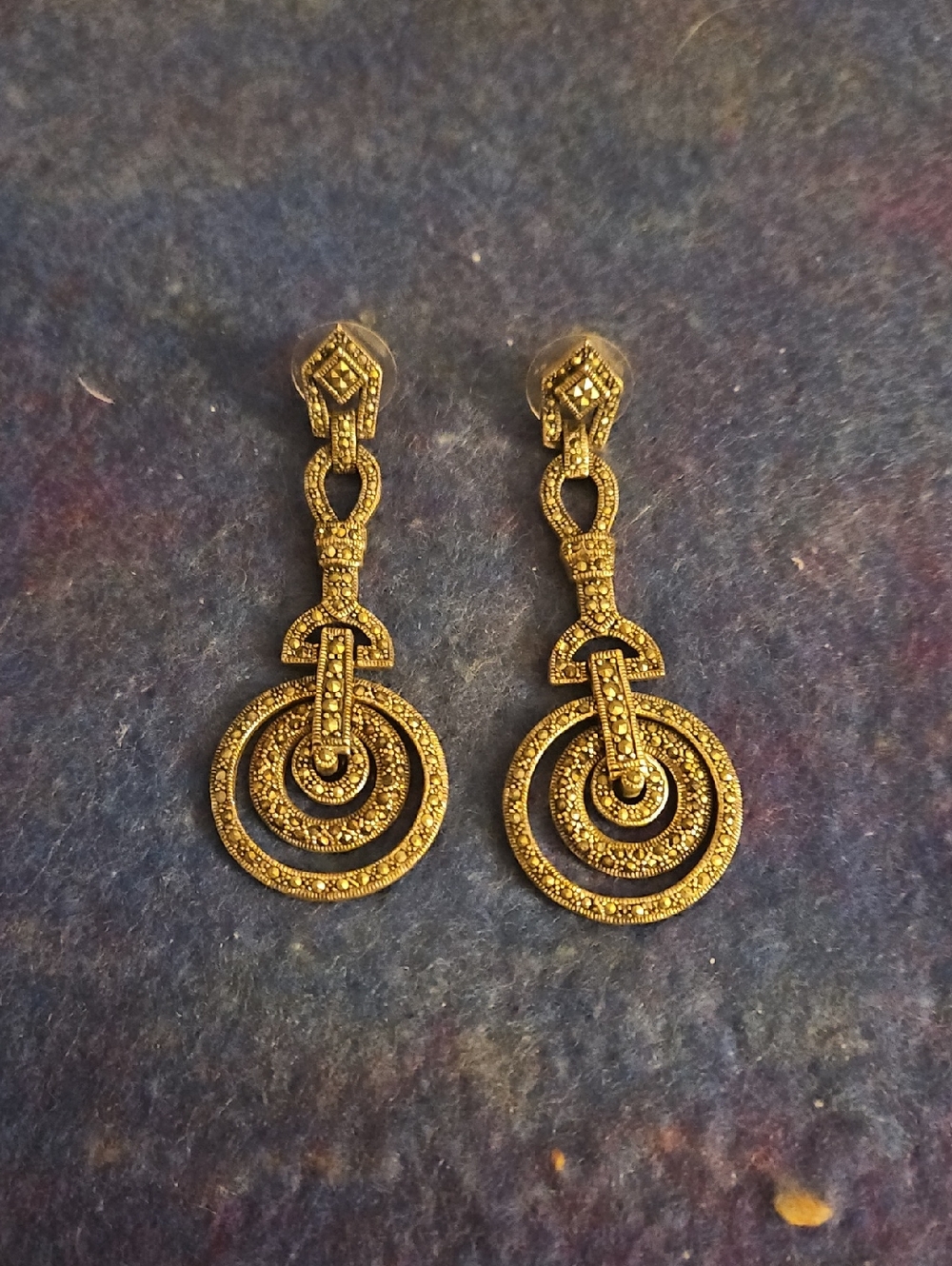 Vintage Gold-Tone Art Deco Drop Earrings .